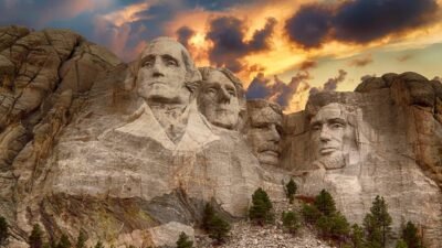 50 Most Famous Landmarks in the USA You Must Visit (2025) | Attractions ...